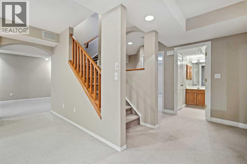 26 Hamptons Grove Nw, Calgary, Alberta  T3A 5C2 - Photo 37 - A2263320