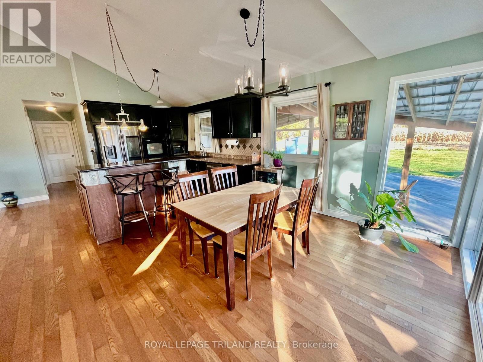 32896 Chalmers Line, Dutton/dunwich (Iona), Ontario  N0L 1P0 - Photo 13 - X12470306