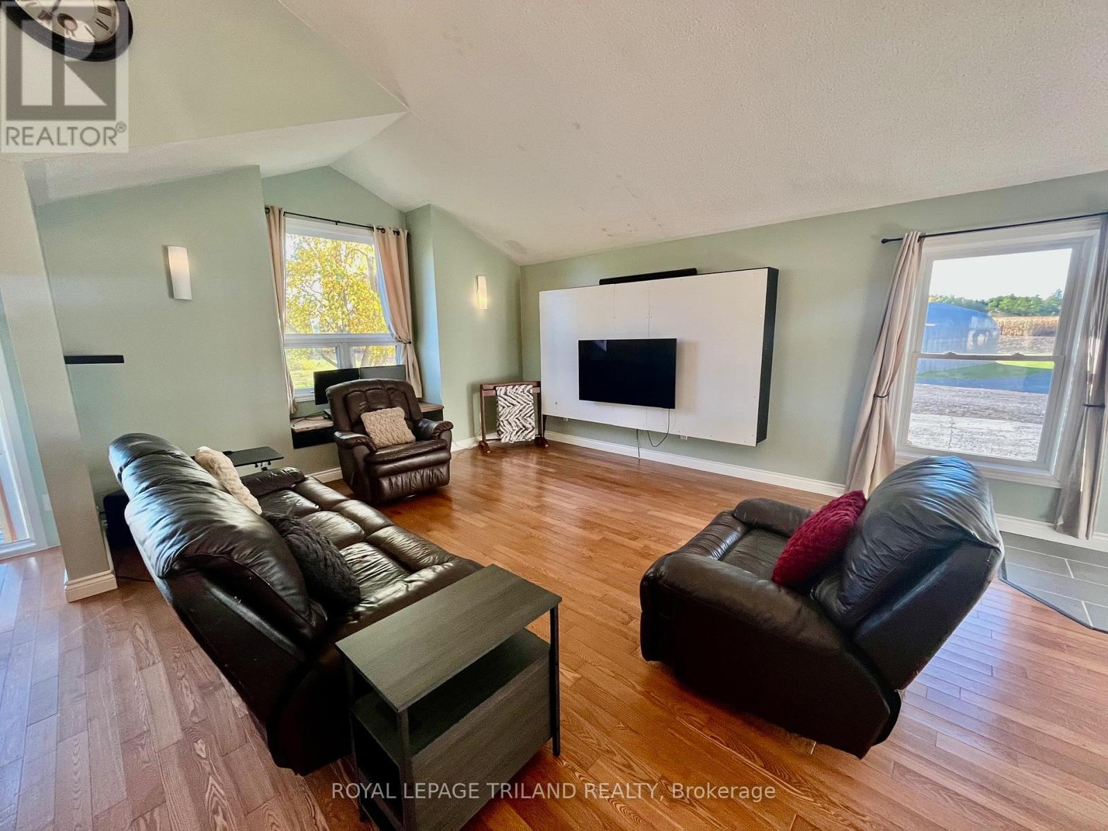 32896 Chalmers Line, Dutton/dunwich (Iona), Ontario  N0L 1P0 - Photo 28 - X12470306