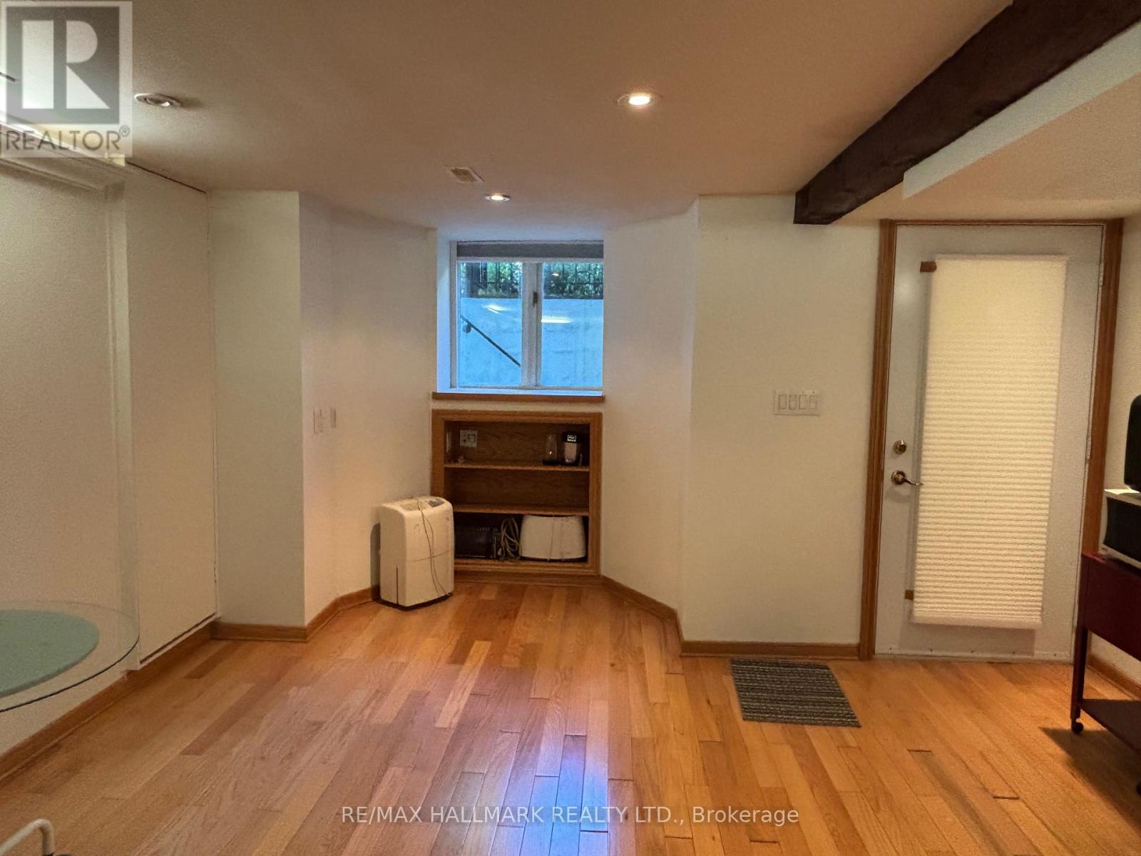 Bsmt - 588 Spadina Avenue, Toronto, Ontario  M5S 2H2 - Photo 10 - C12470386
