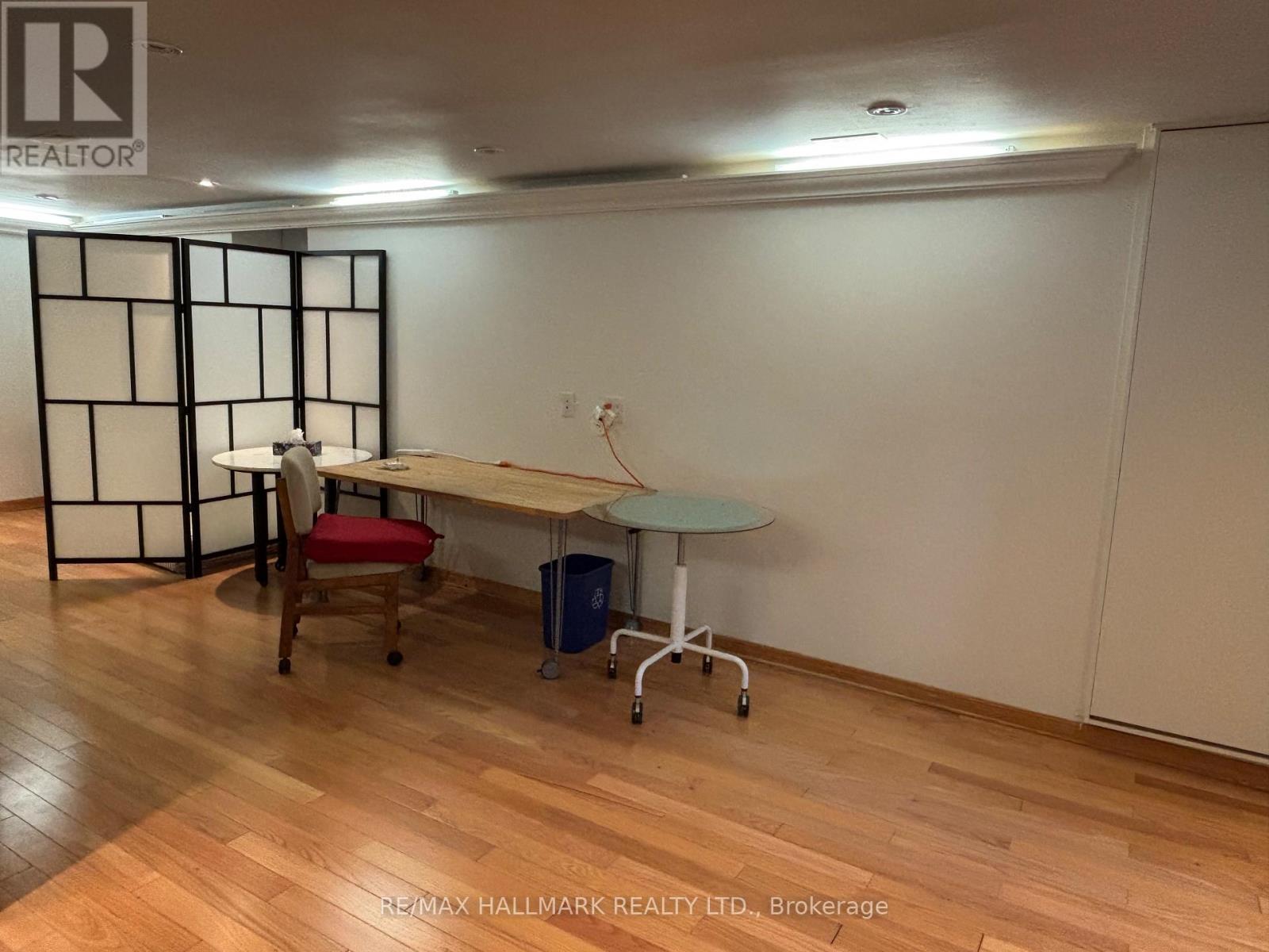 Bsmt - 588 Spadina Avenue, Toronto, Ontario  M5S 2H2 - Photo 6 - C12470386