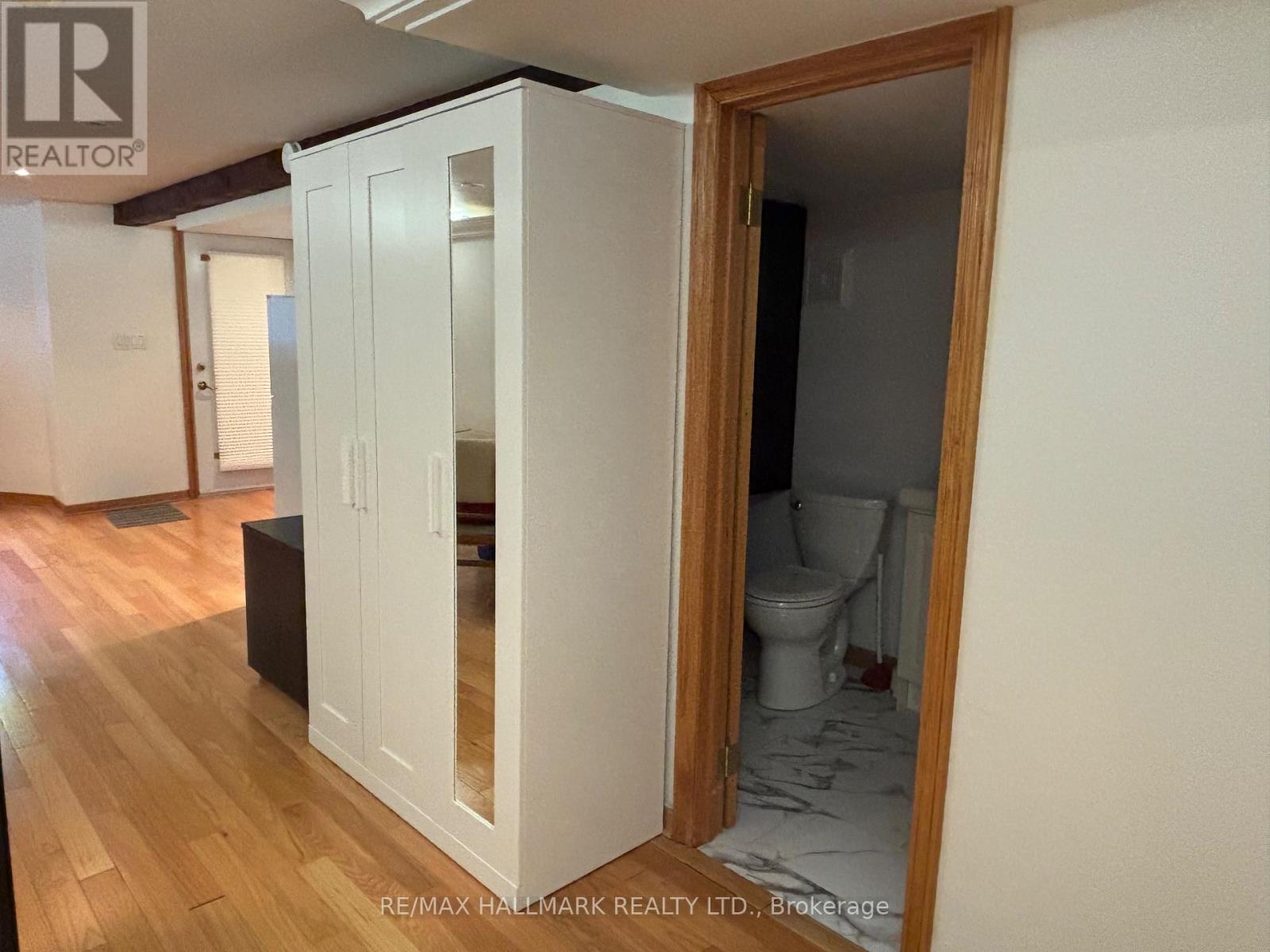 Bsmt - 588 Spadina Avenue, Toronto, Ontario  M5S 2H2 - Photo 8 - C12470386
