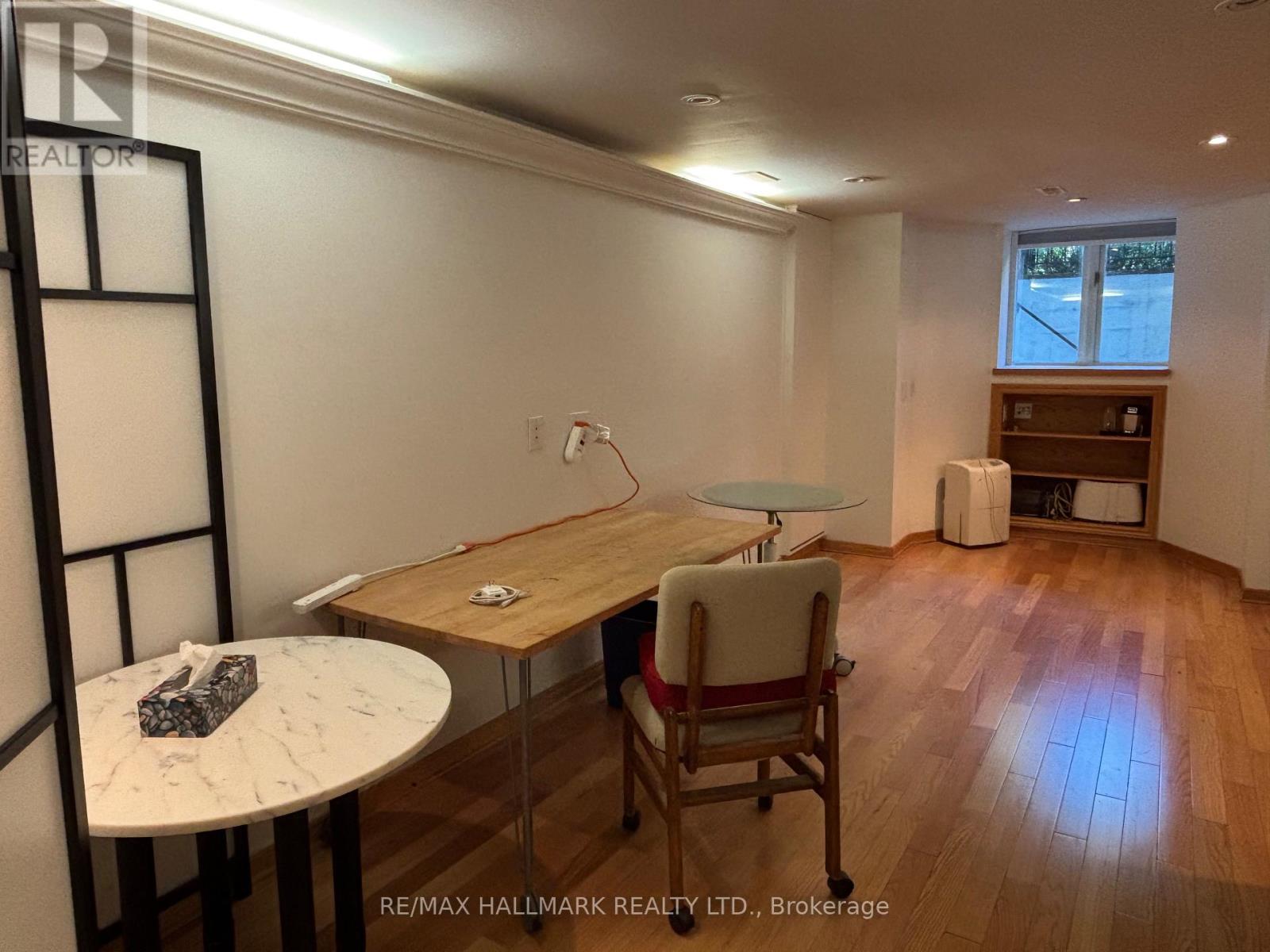 Bsmt - 588 Spadina Avenue, Toronto, Ontario  M5S 2H2 - Photo 9 - C12470386