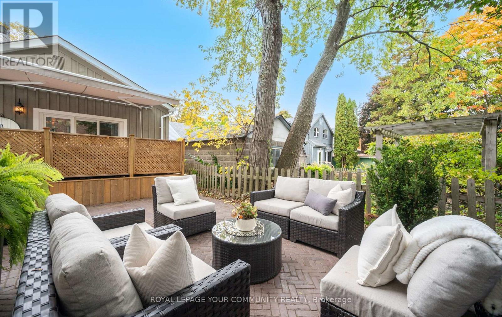 43 Wells Street, Aurora, Ontario  L4G 1S8 - Photo 40 - N12470252
