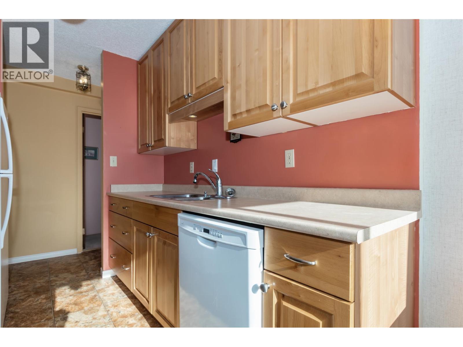 505 740 Hamilton Street, New Westminster, British Columbia  V3M 5T7 - Photo 8 - R3047196