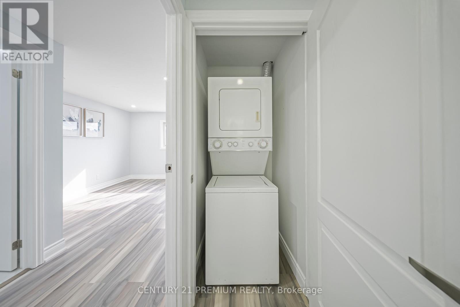 3 Garland Court, Brampton, Ontario  L6S 2E3 - Photo 26 - W12470380