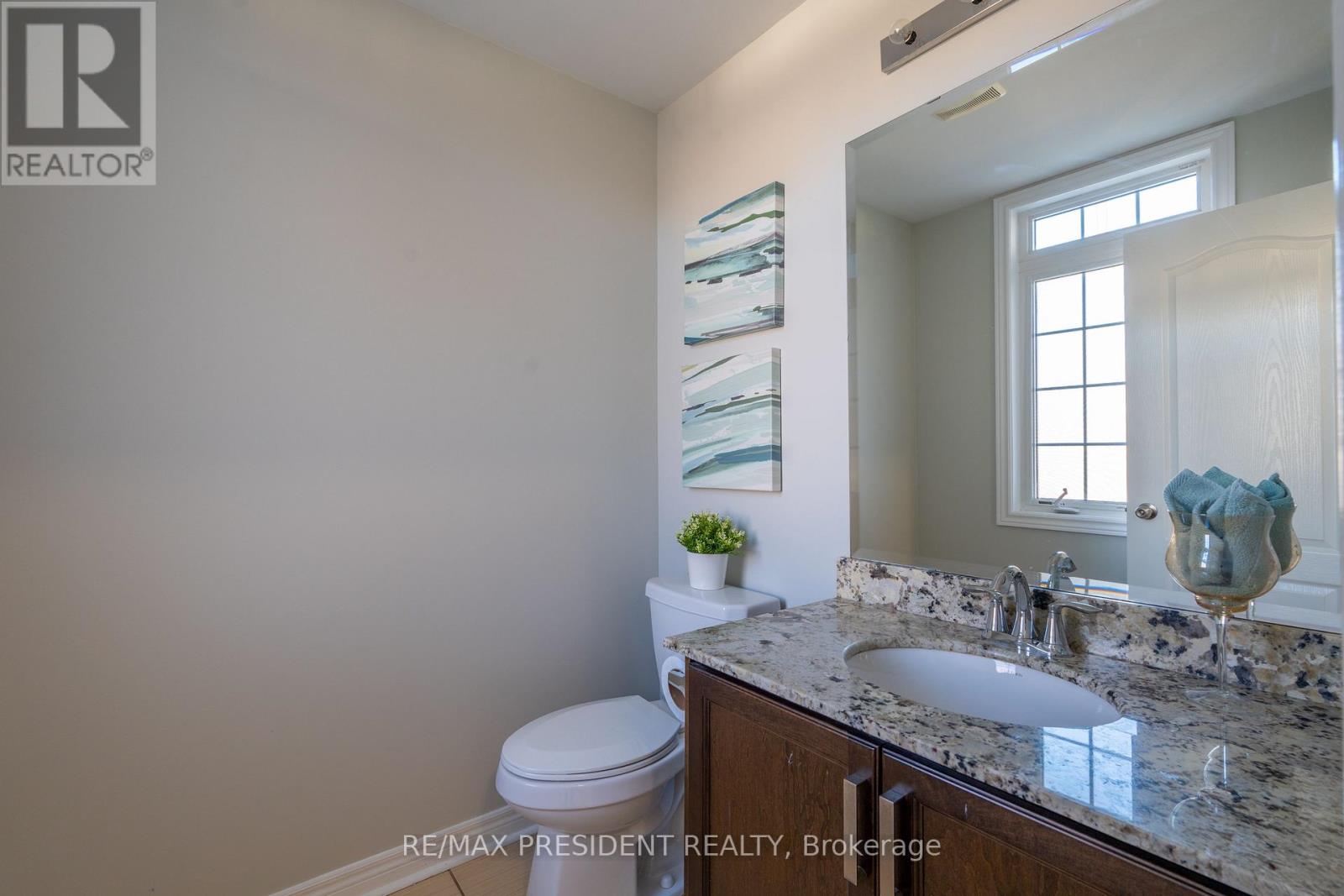 77 Zelda Road, Brampton, Ontario  L6R 3V3 - Photo 17 - W12470388