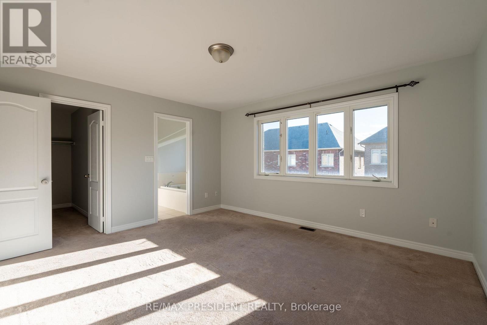 77 Zelda Road, Brampton, Ontario  L6R 3V3 - Photo 22 - W12470388