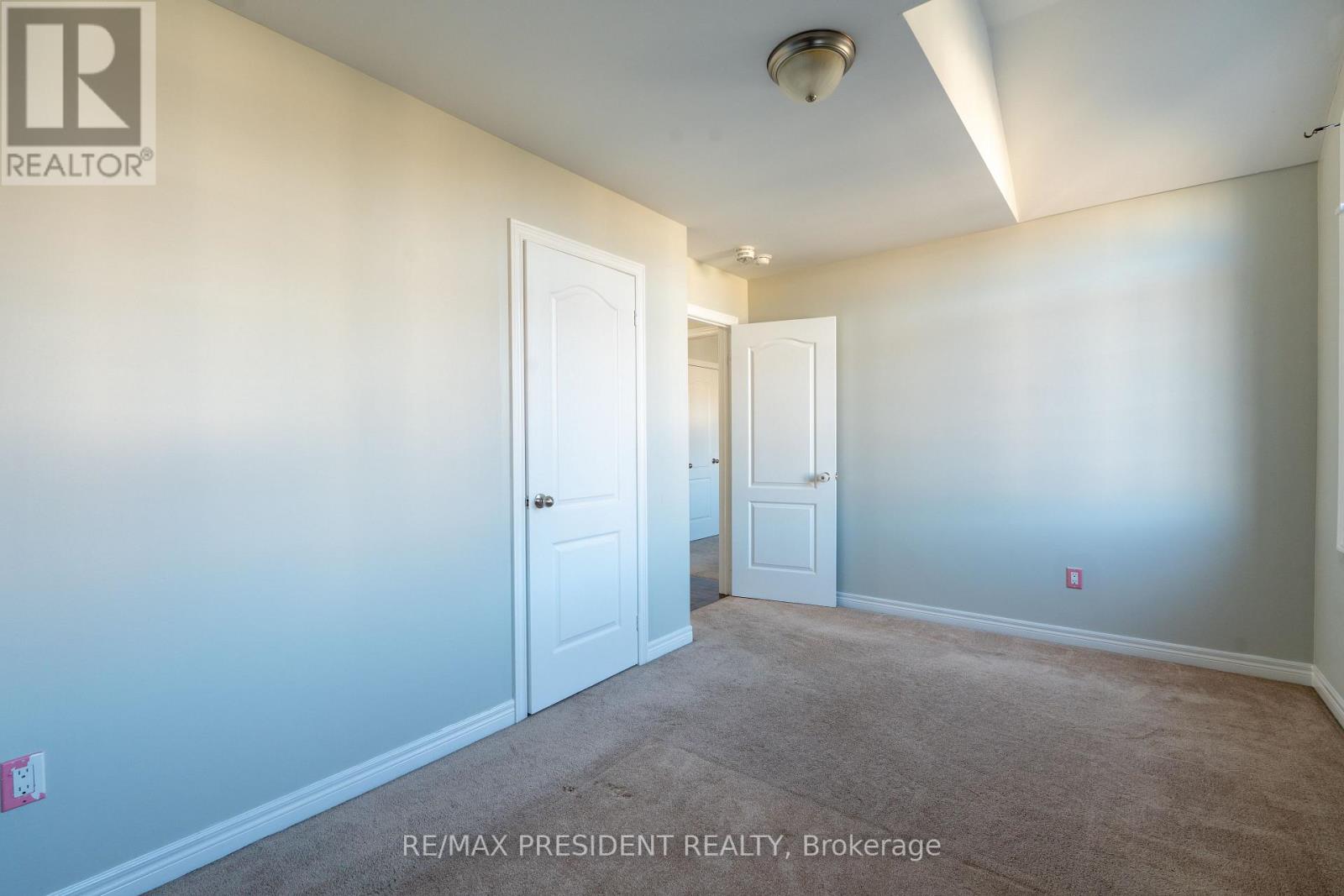 77 Zelda Road, Brampton, Ontario  L6R 3V3 - Photo 34 - W12470388