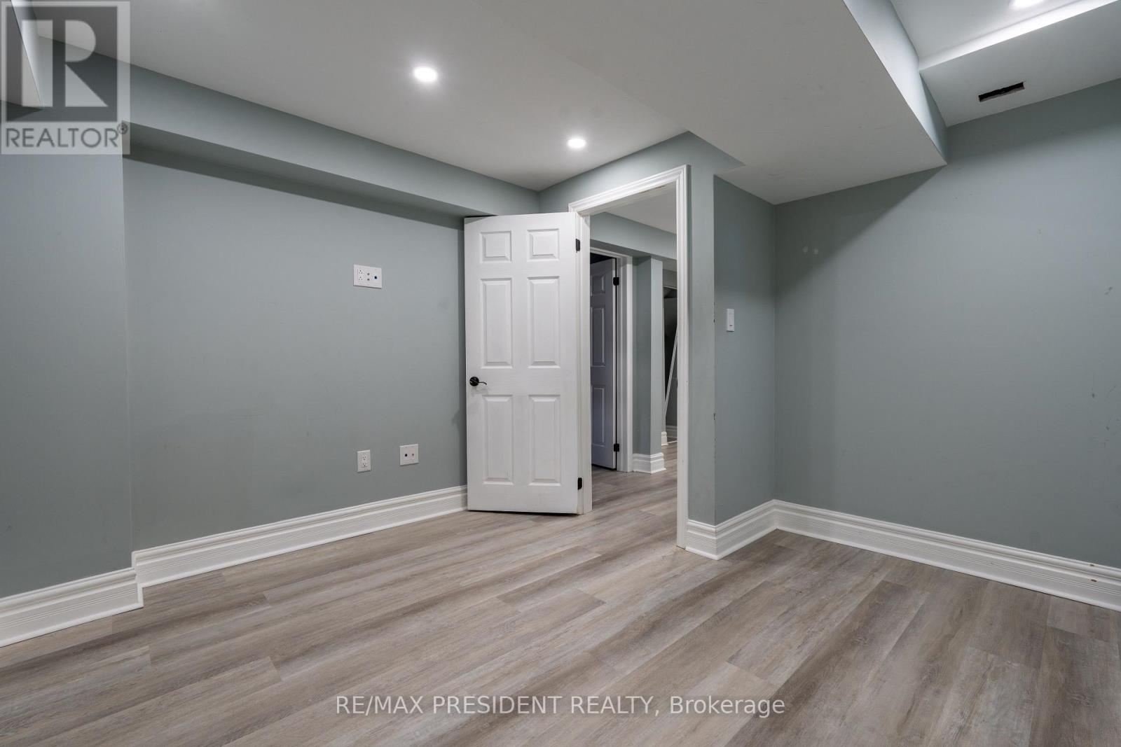 77 Zelda Road, Brampton, Ontario  L6R 3V3 - Photo 44 - W12470388