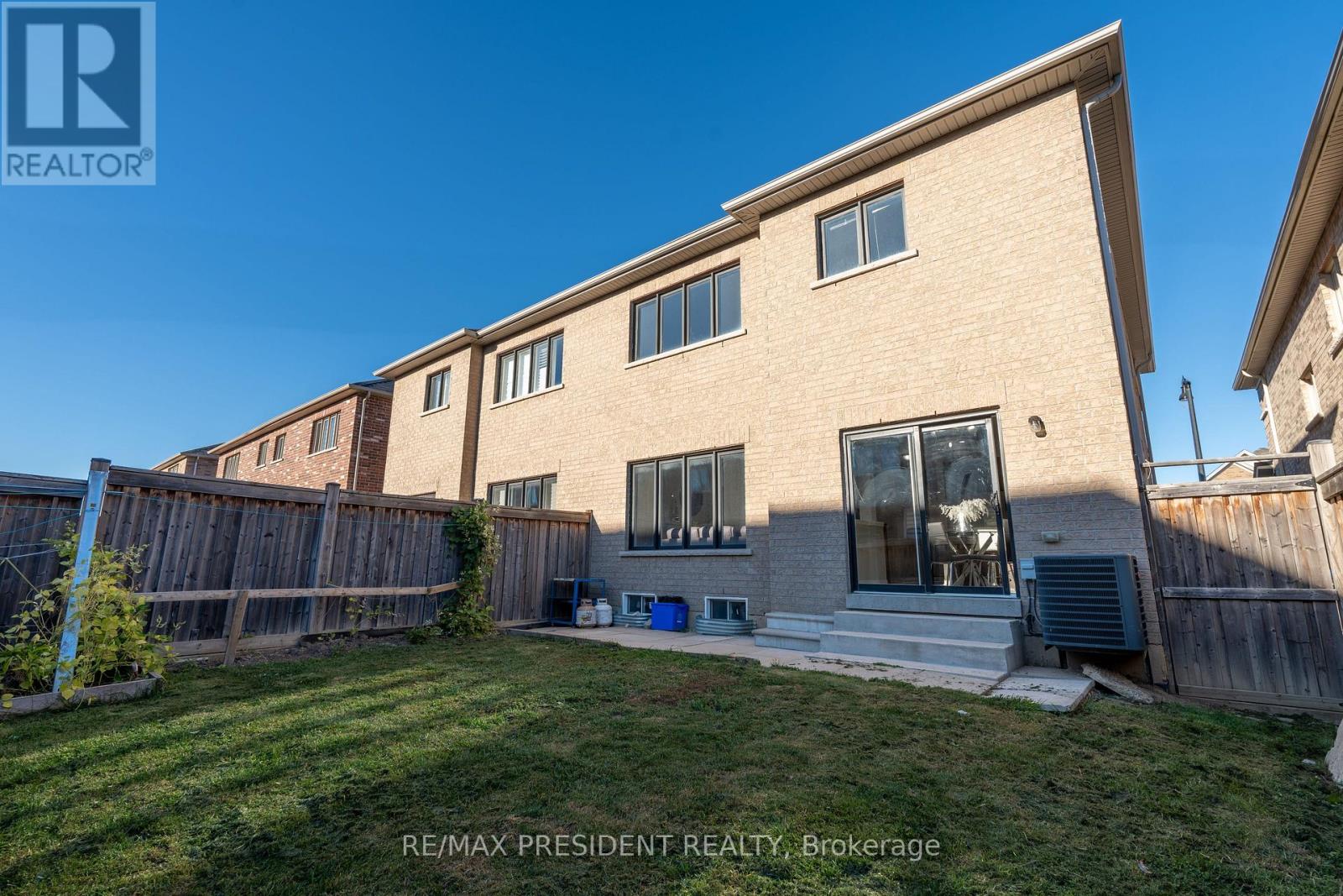 77 Zelda Road, Brampton, Ontario  L6R 3V3 - Photo 47 - W12470388