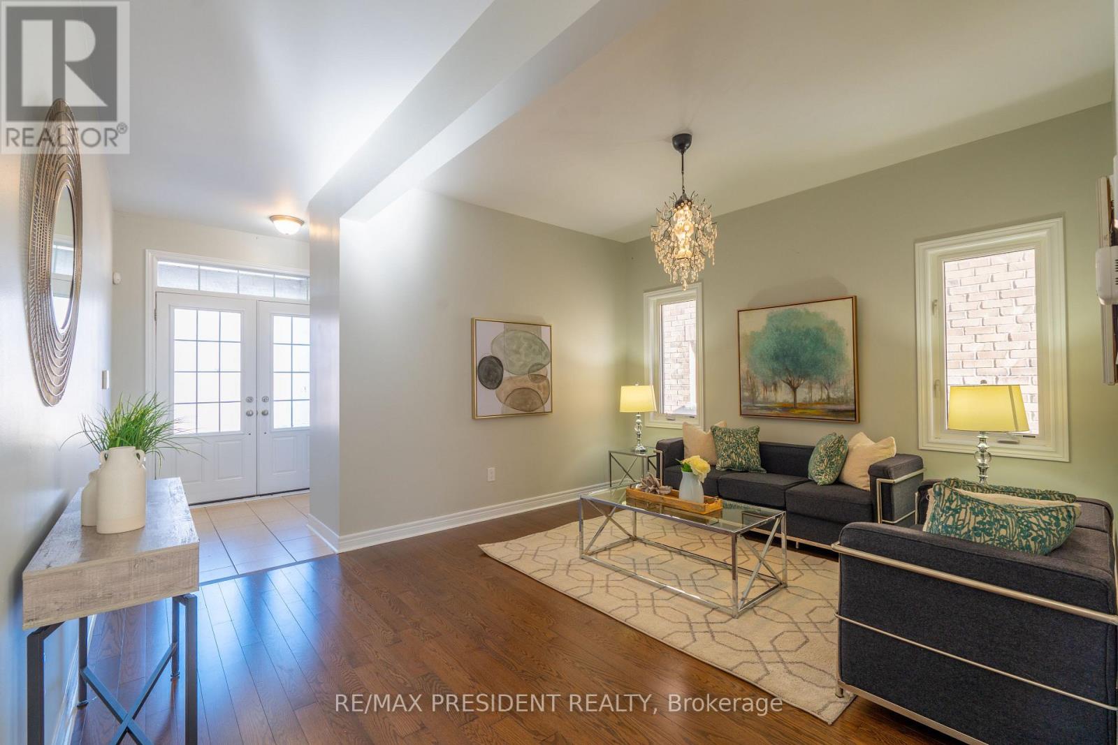 77 Zelda Road, Brampton, Ontario  L6R 3V3 - Photo 7 - W12470388