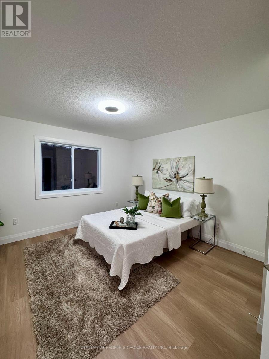 2641 Bobolink Lane, London South, Ontario  N6M 0J9 - Photo 11 - X12470379