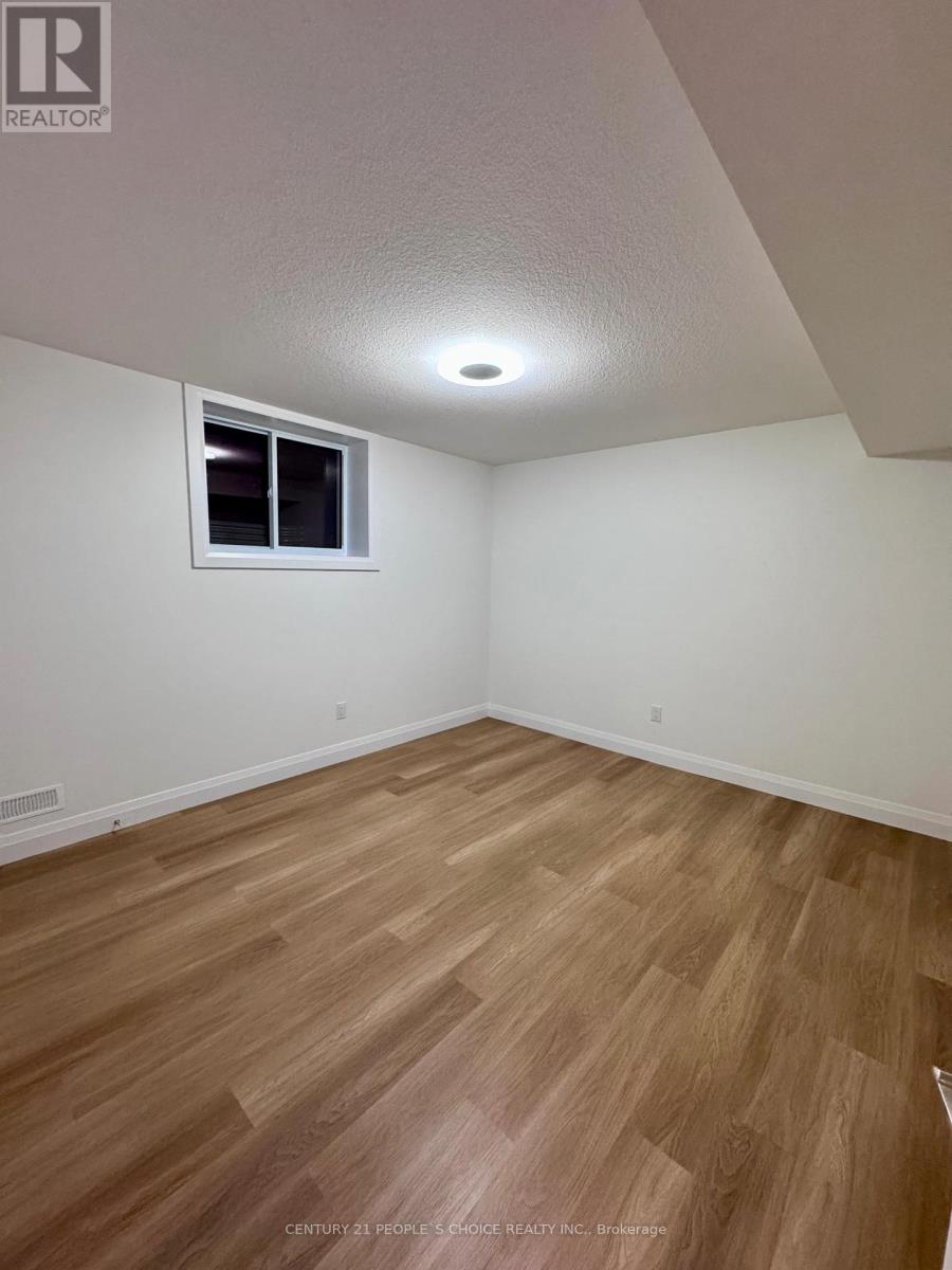 2641 Bobolink Lane, London South, Ontario  N6M 0J9 - Photo 18 - X12470379