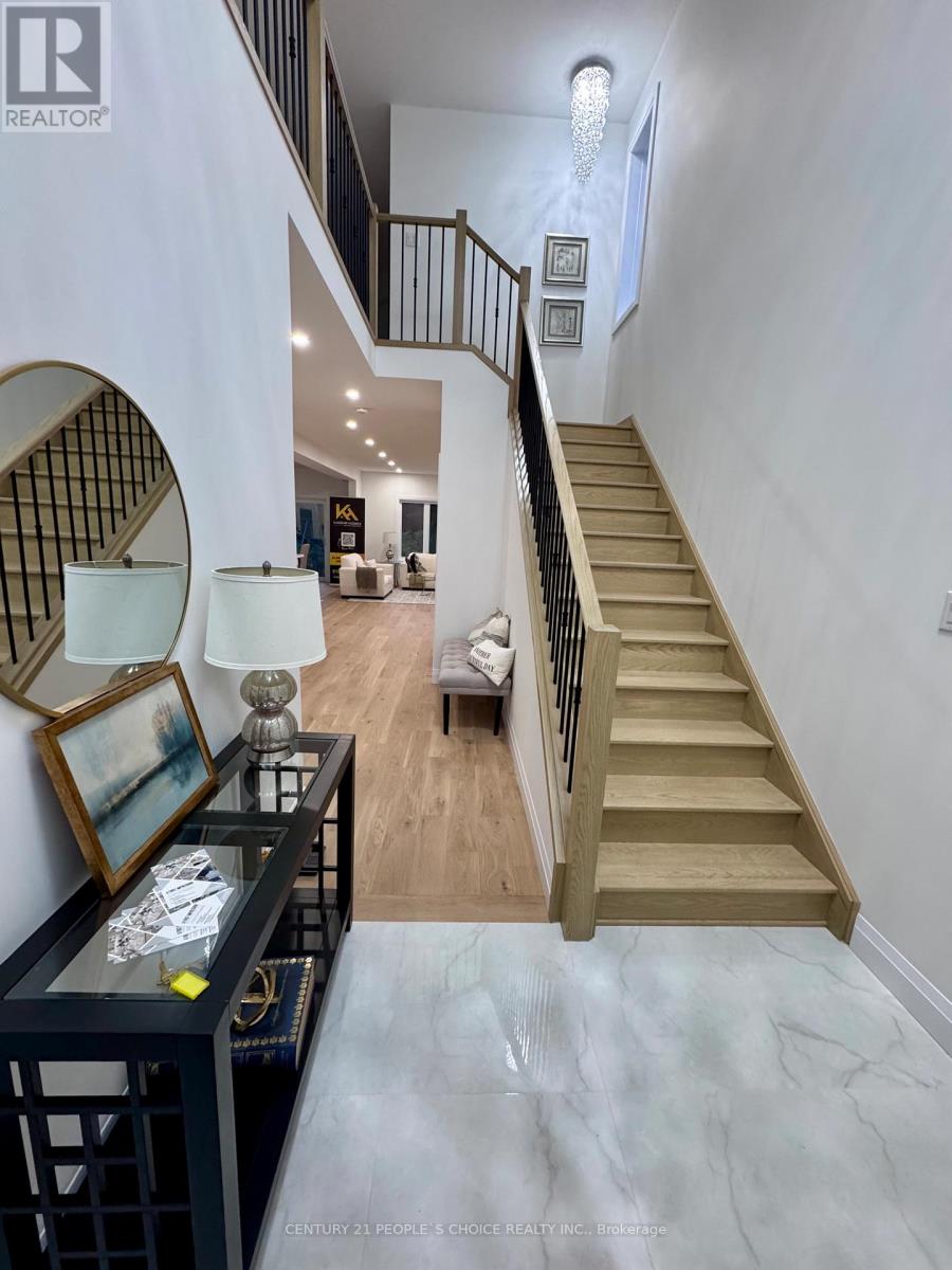2641 Bobolink Lane, London South, Ontario  N6M 0J9 - Photo 3 - X12470379