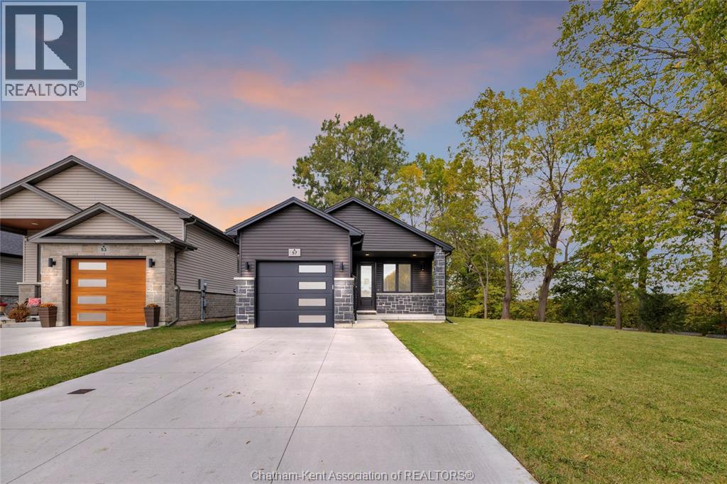 57 Baffin Way, Chatham, Ontario  N7L 0C4 - Photo 2 - 25026121