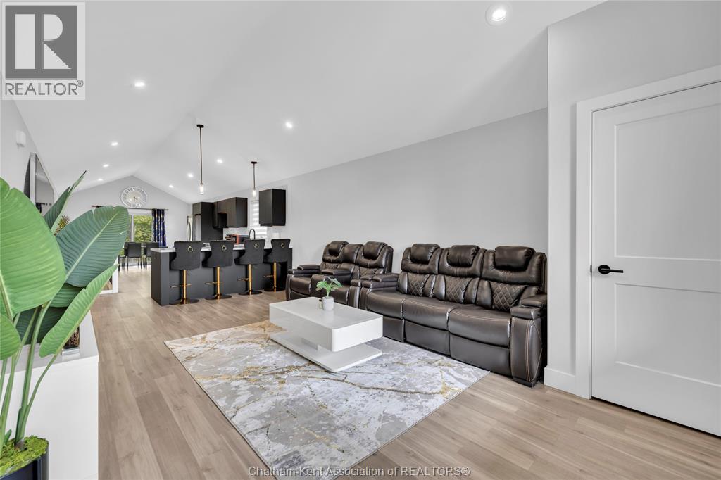 57 Baffin Way, Chatham, Ontario  N7L 0C4 - Photo 8 - 25026121