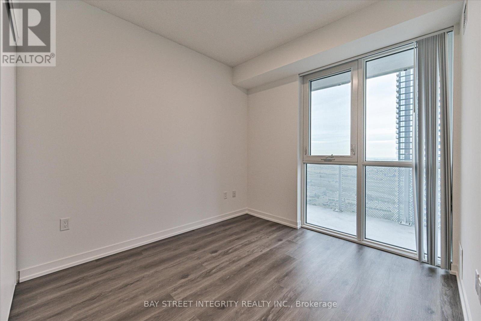 2915 - 28 Interchange Way, Vaughan, Ontario  L4K 0P8 - Photo 11 - N12458624