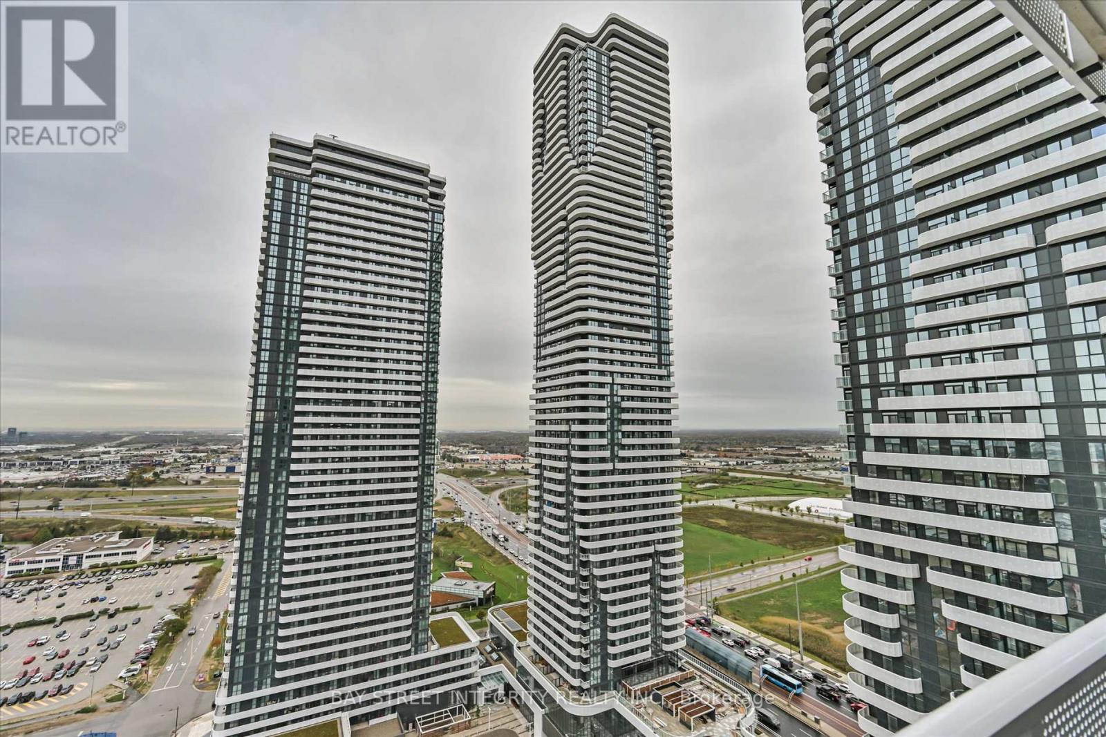 2915 - 28 Interchange Way, Vaughan, Ontario  L4K 0P8 - Photo 18 - N12458624