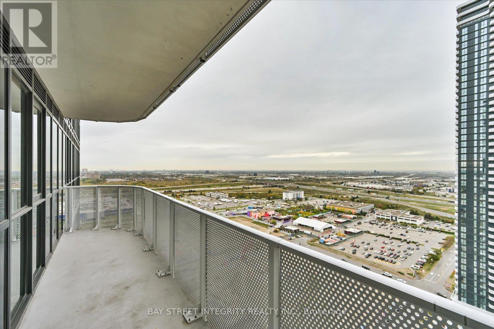 2915 - 28 Interchange Way, Vaughan, Ontario  L4K 0P8 - Photo 16 - N12458624