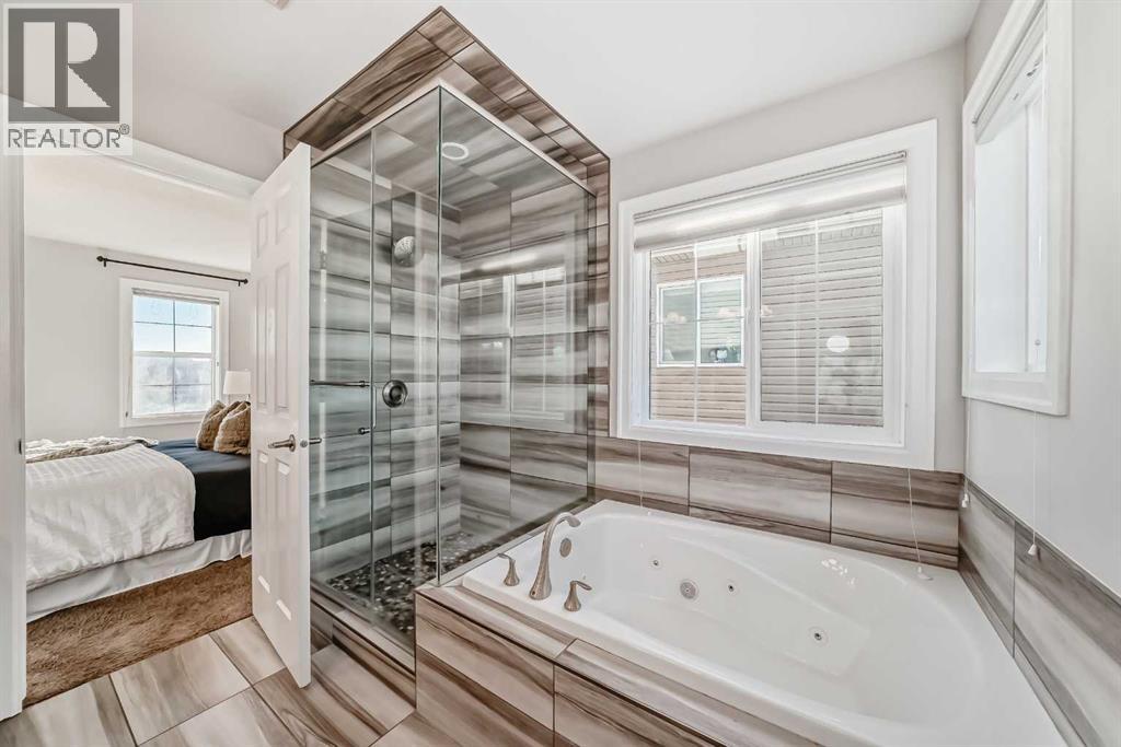 247 Lakepointe, Chestermere, Alberta  T1X 0R3 - Photo 35 - A2264440