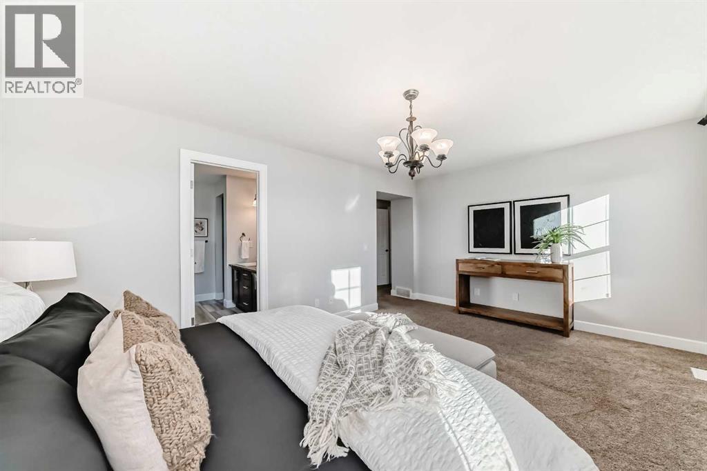 247 Lakepointe, Chestermere, Alberta  T1X 0R3 - Photo 30 - A2264440