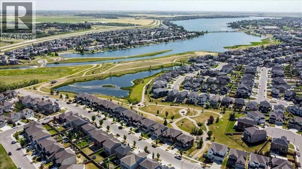 247 Lakepointe, Chestermere, Alberta  T1X 0R3 - Photo 50 - A2264440