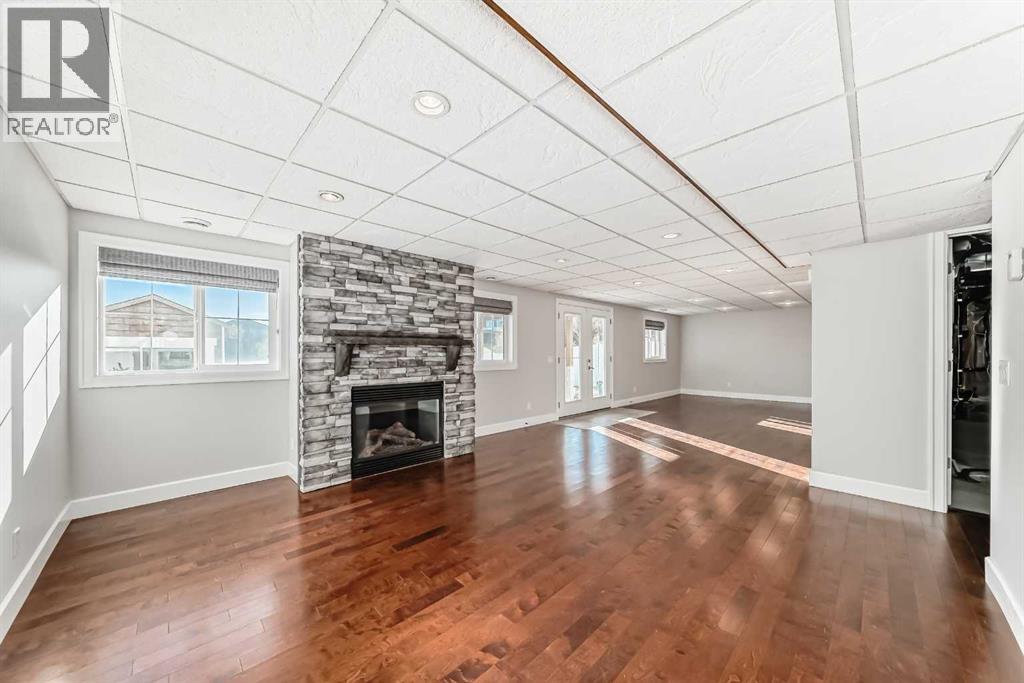 247 Lakepointe, Chestermere, Alberta  T1X 0R3 - Photo 41 - A2264440