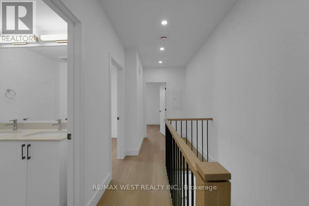 B - 661 Winona Drive, Toronto, Ontario  M6C 3V6 - Photo 14 - C12470391