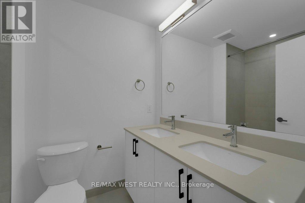 B - 661 Winona Drive, Toronto, Ontario  M6C 3V6 - Photo 15 - C12470391