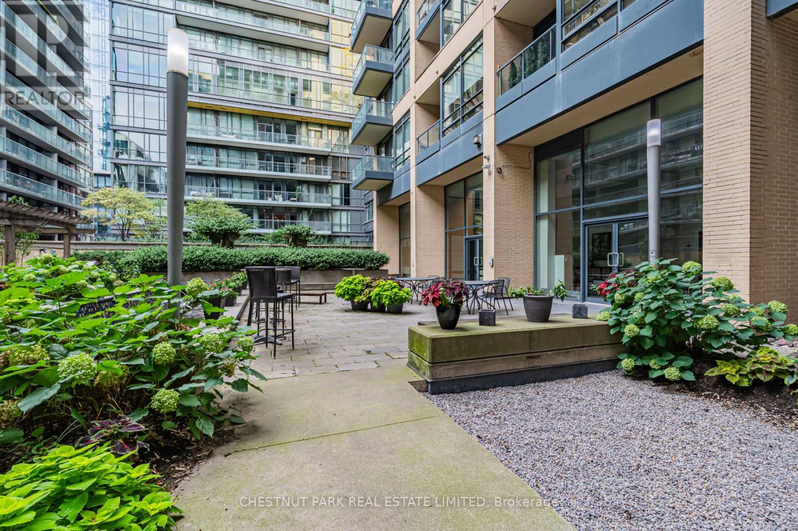 308 - 438 King Street W, Toronto, Ontario  M5V 3T9 - Photo 19 - C12470397