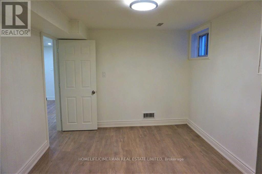 Lower #b - 22 Otonabee Avenue, Toronto, Ontario  M2M 2S3 - Photo 7 - C12470404