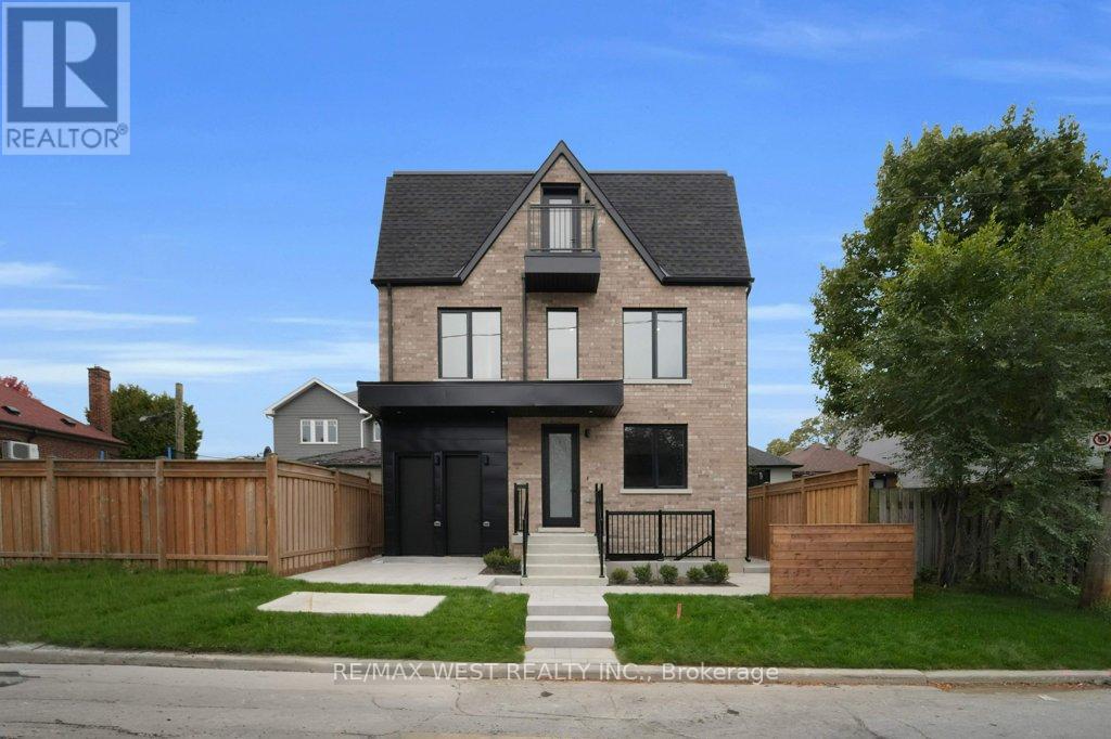 D - 661 Winona Drive, Toronto, Ontario  M6C 3V6 - Photo 1 - C12470418
