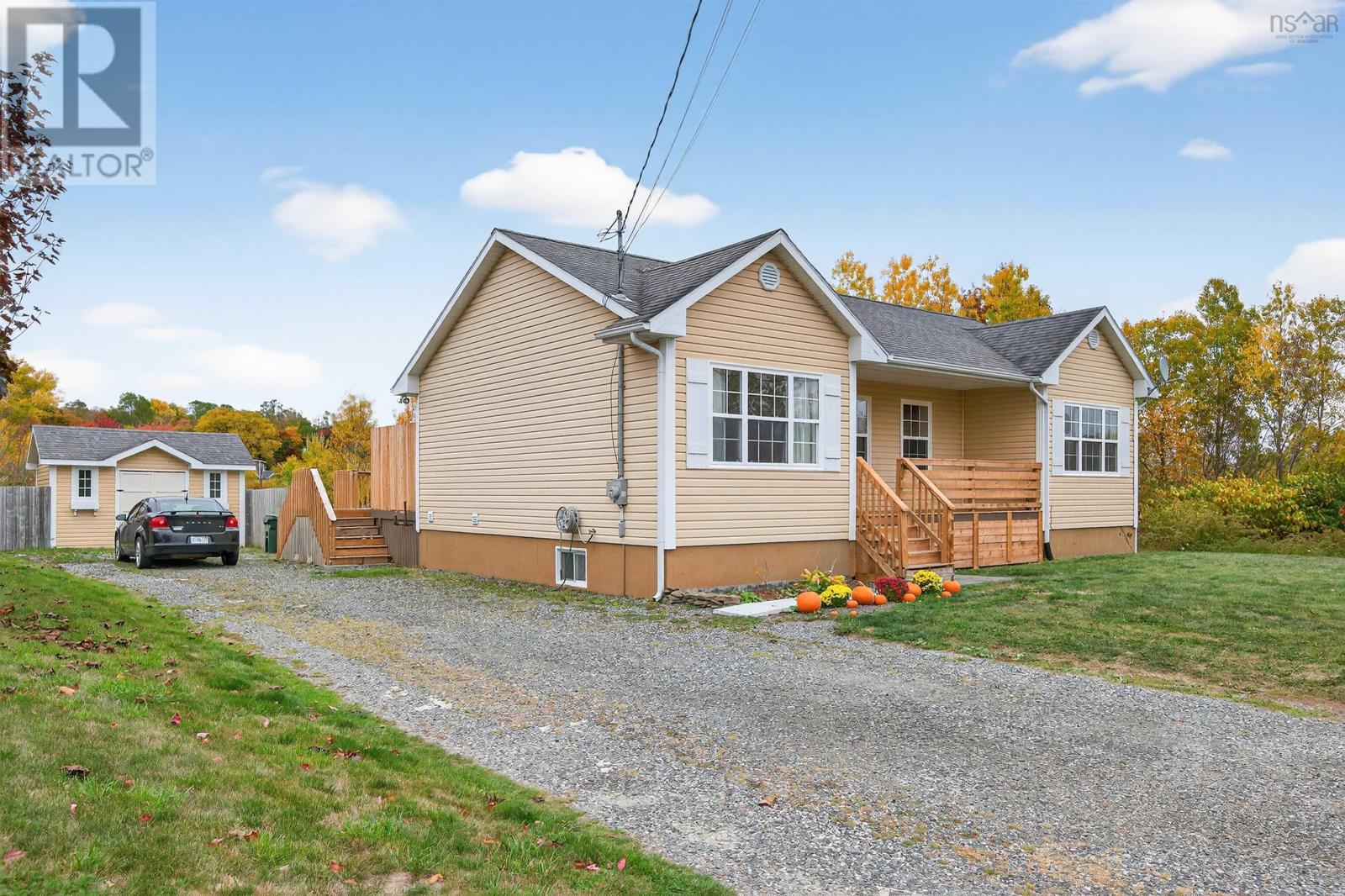 123 Barrington, Sydney Mines, Nova Scotia  B1V 1R1 - Photo 4 - 202526150