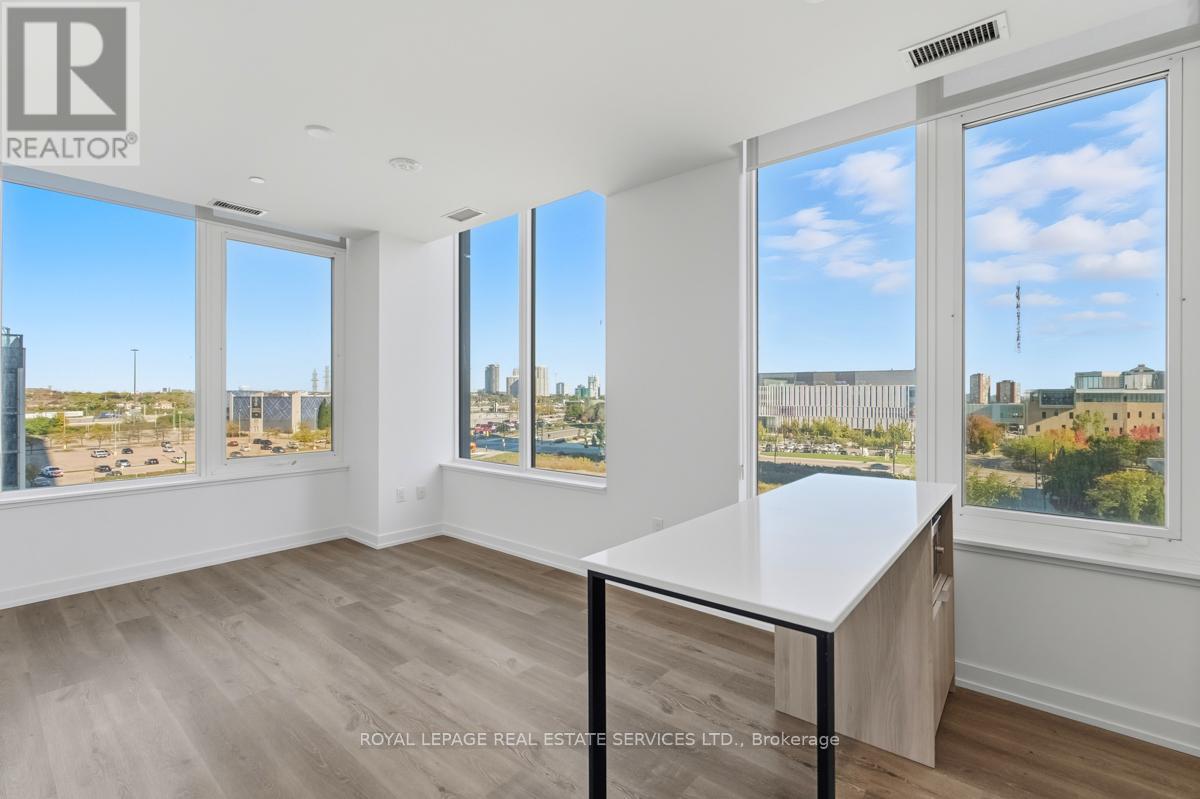 502 - 395 Square One Drive, Mississauga, Ontario  L4B 0C6 - Photo 11 - W12470390