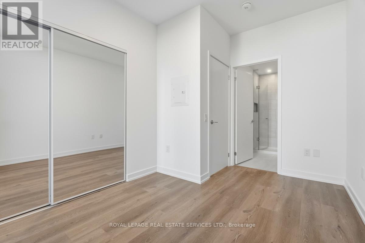 502 - 395 Square One Drive, Mississauga, Ontario  L4B 0C6 - Photo 18 - W12470390