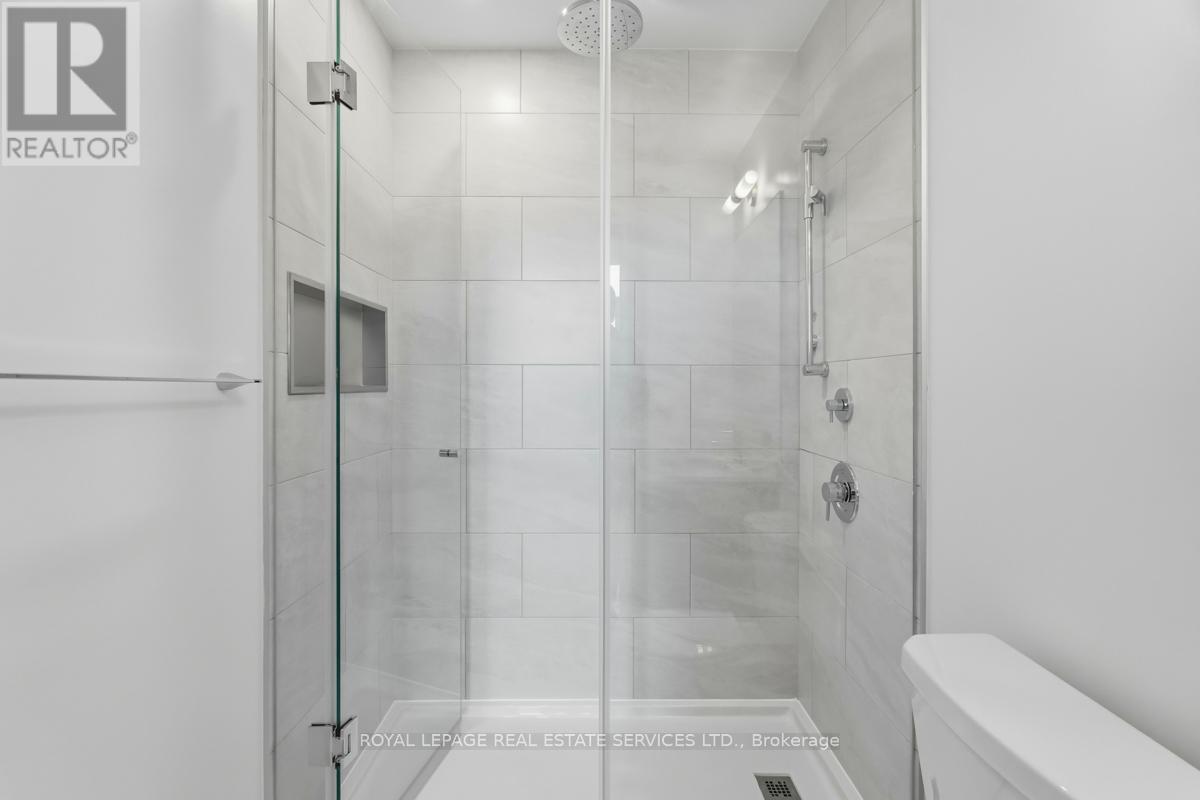 502 - 395 Square One Drive, Mississauga, Ontario  L4B 0C6 - Photo 20 - W12470390