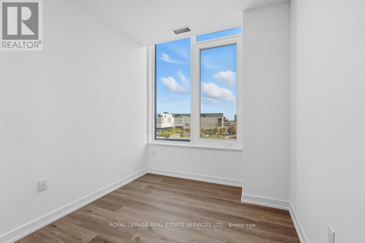 502 - 395 Square One Drive, Mississauga, Ontario  L4B 0C6 - Photo 21 - W12470390