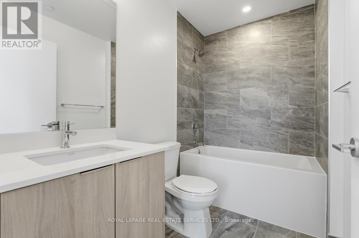 502 - 395 Square One Drive, Mississauga, Ontario  L4B 0C6 - Photo 23 - W12470390