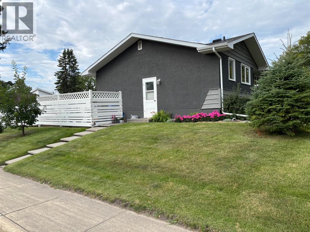 23 Spencer Street, Red Deer, Alberta  T4N 0B1 - Photo 2 - A2265300