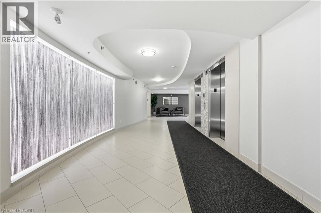 3060 Rotary Way Unit# 427, Burlington, Ontario  L7M 0G9 - Photo 4 - 40780378