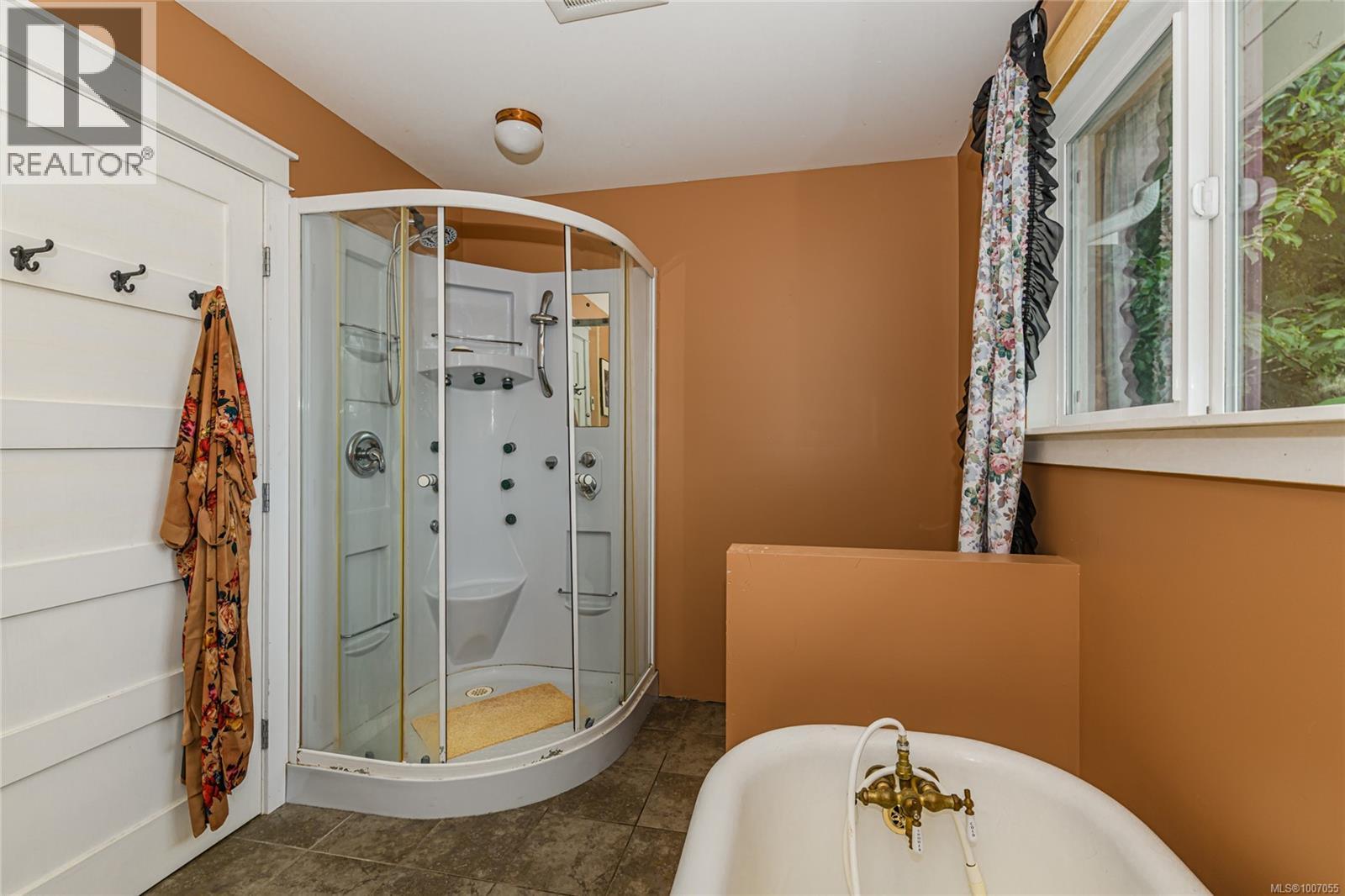 231 Kanaka Rd, Salt Spring, British Columbia  V8K 2A9 - Photo 22 - 1007055