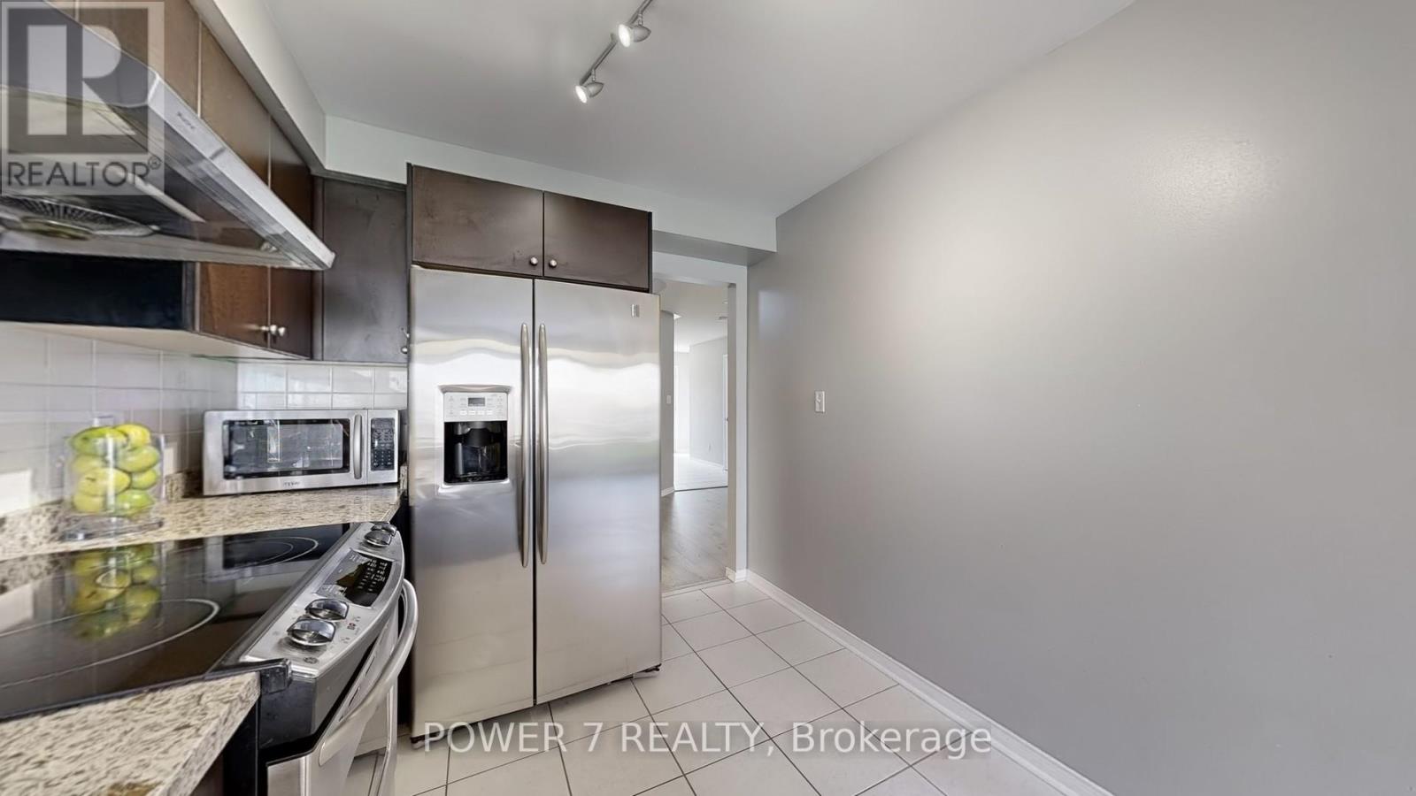 287 Penndutch Circle, Whitchurch-Stouffville, Ontario  L4A 0P1 - Photo 17 - N12470428