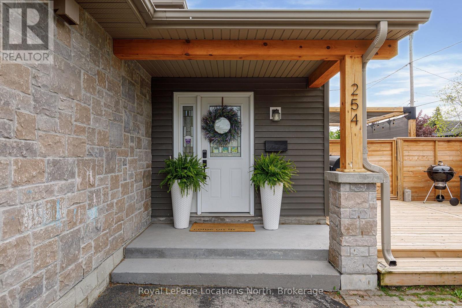 254 Third Street, Collingwood, Ontario  L9Y 4E7 - Photo 5 - S12470436