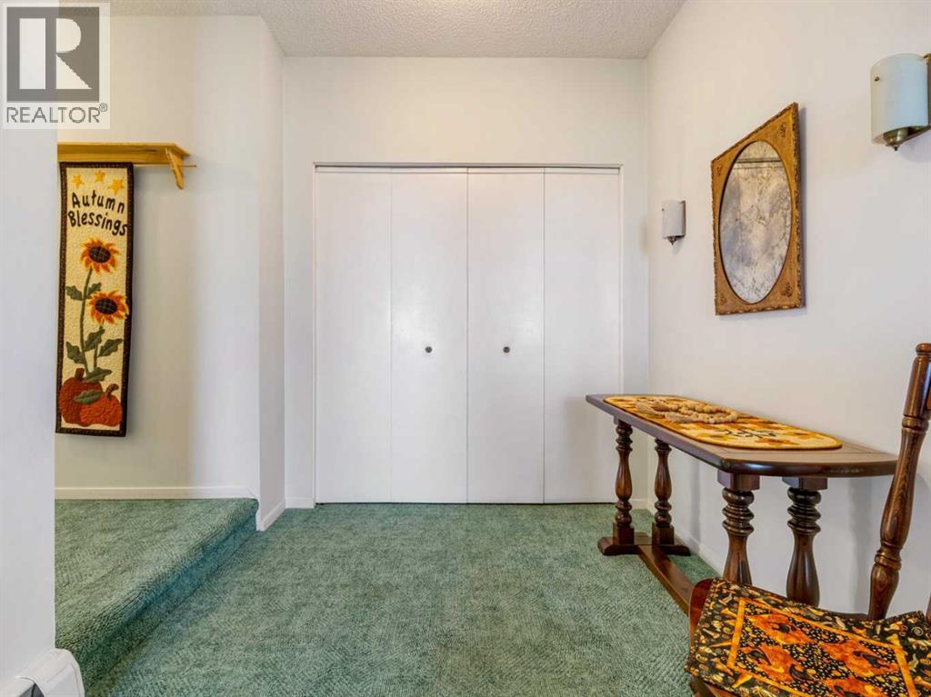 Property at 1100 Heritage Road image 4