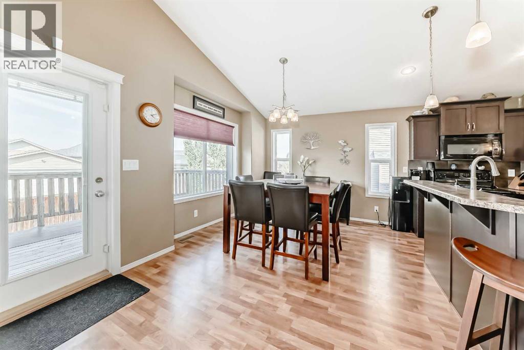 163 Vanson Close, Red Deer, Alberta  T4R 0G7 - Photo 7 - A2247113