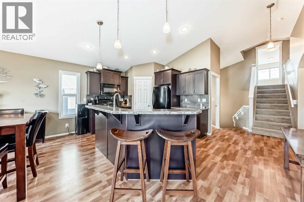 163 Vanson Close, Red Deer, Alberta  T4R 0G7 - Photo 6 - A2247113