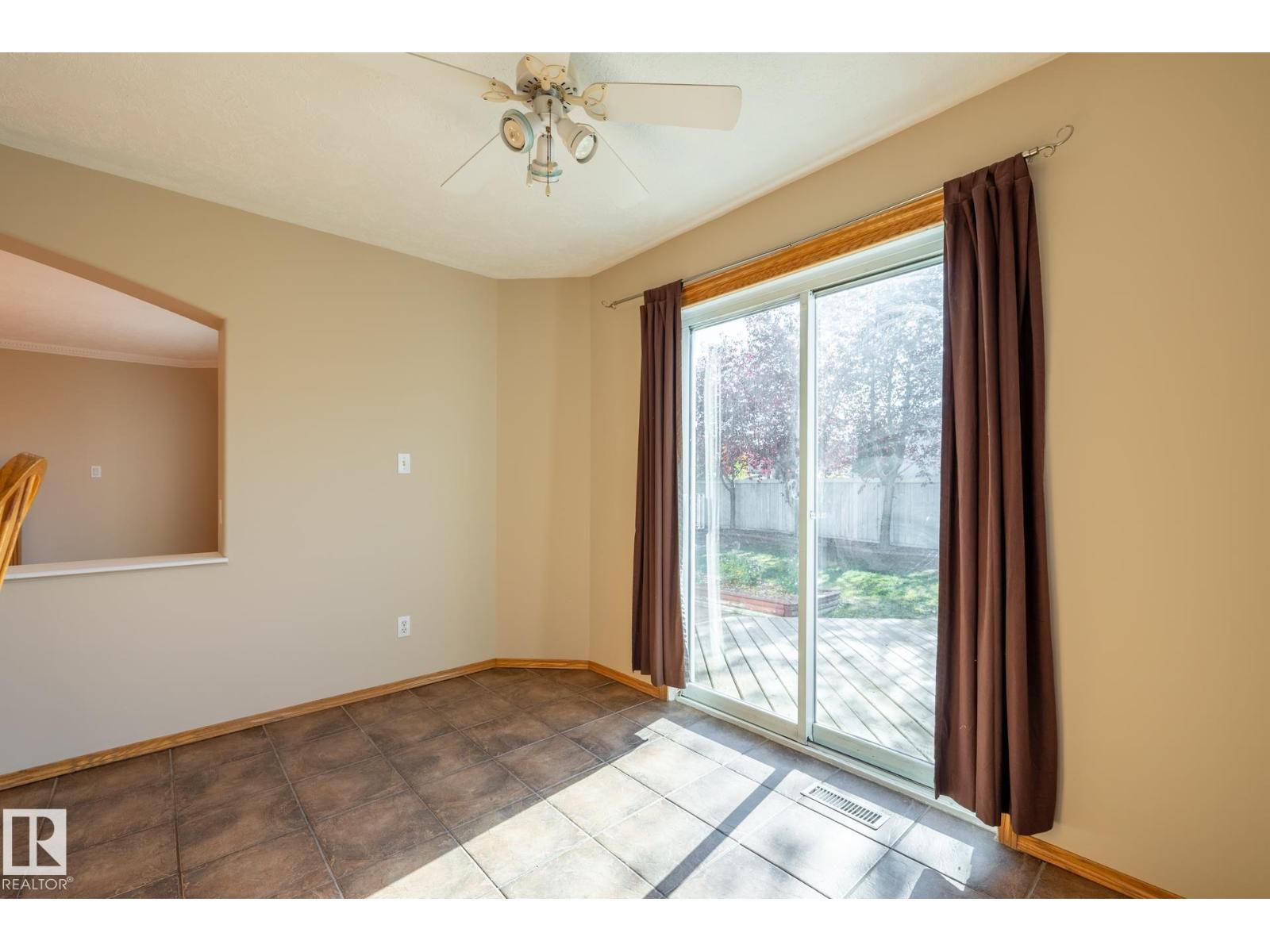 9813 180 Av Nw, Edmonton, Alberta  T5X 6A1 - Photo 11 - E4462707