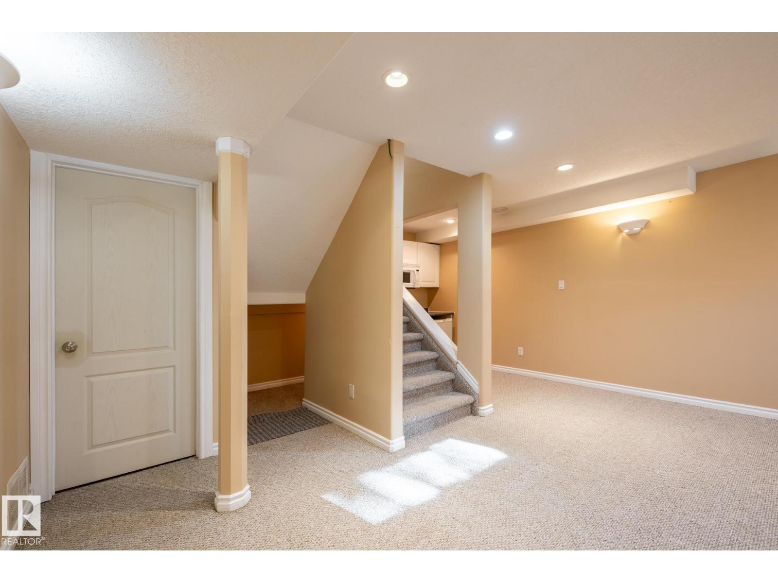 9813 180 Av Nw, Edmonton, Alberta  T5X 6A1 - Photo 46 - E4462707