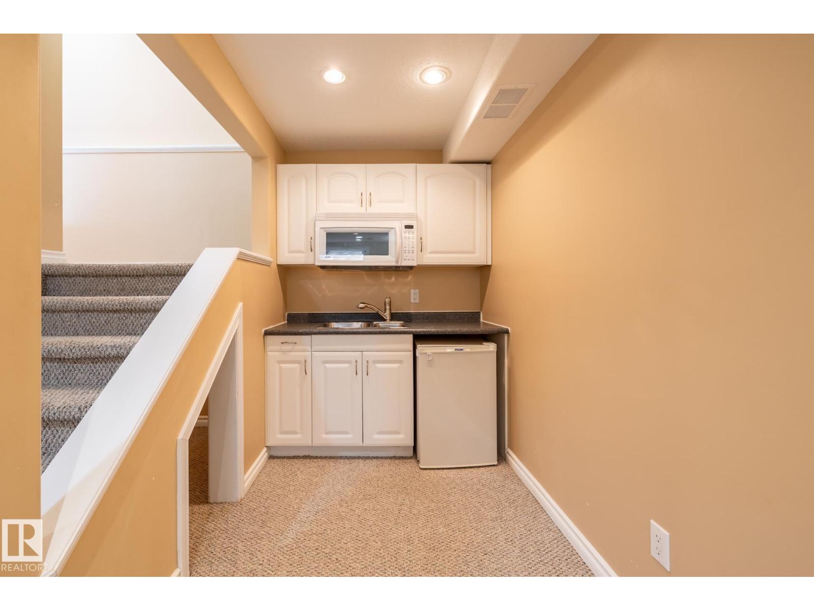 9813 180 Av Nw, Edmonton, Alberta  T5X 6A1 - Photo 47 - E4462707